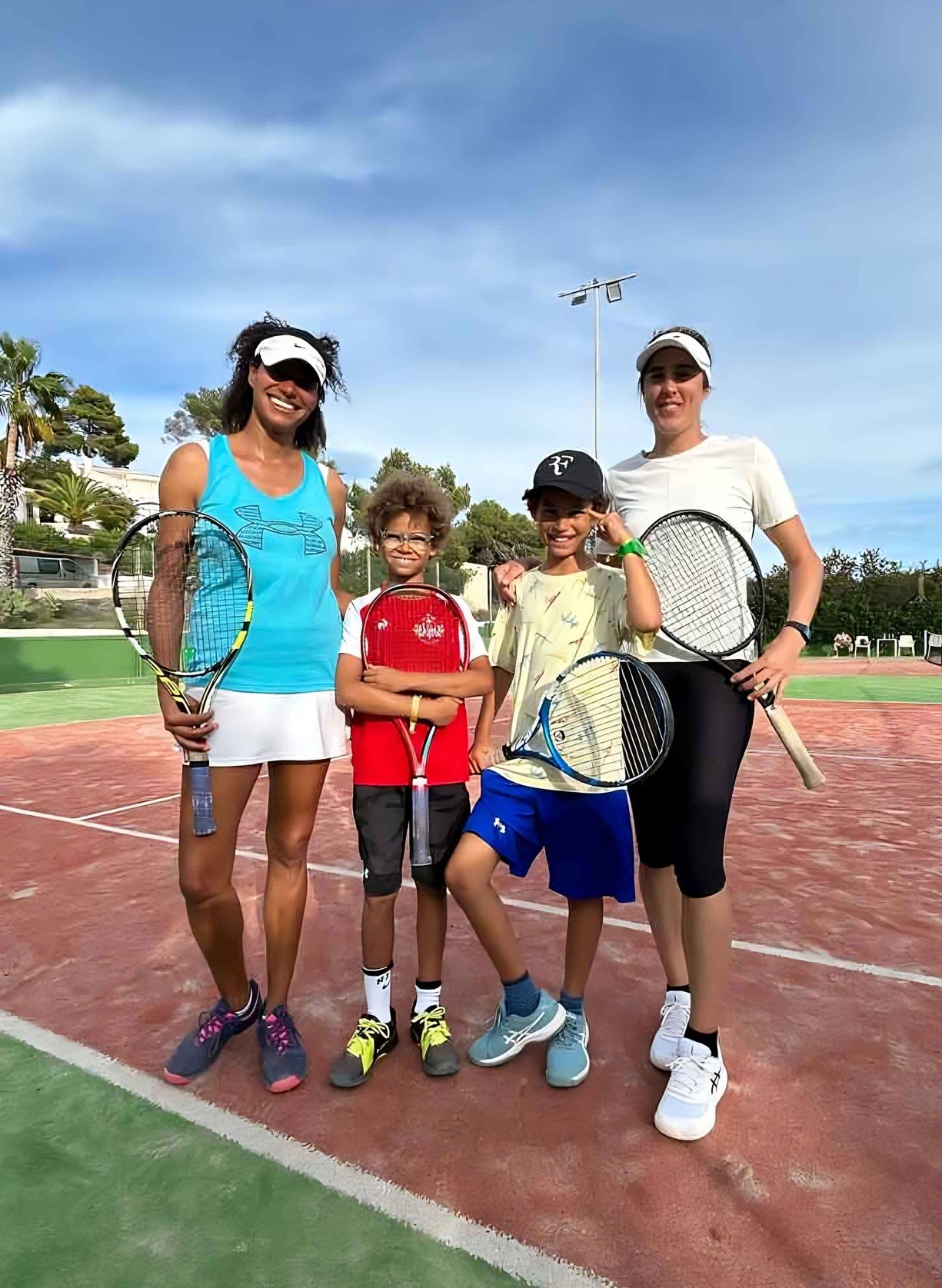 Viajes de tenis en grupos a Ibiza